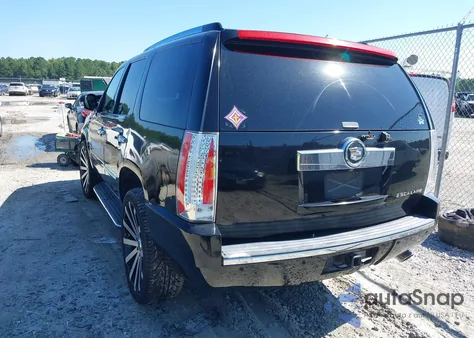 2008 Cadillac Escalade Standard из США, поврежденный, VIN 1GYFK638X8R194644
